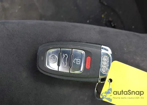 2011 Audi S4 3.0 Premium Plus z USA, uszkodzony, nr VIN WAUKGAFL2BA172309